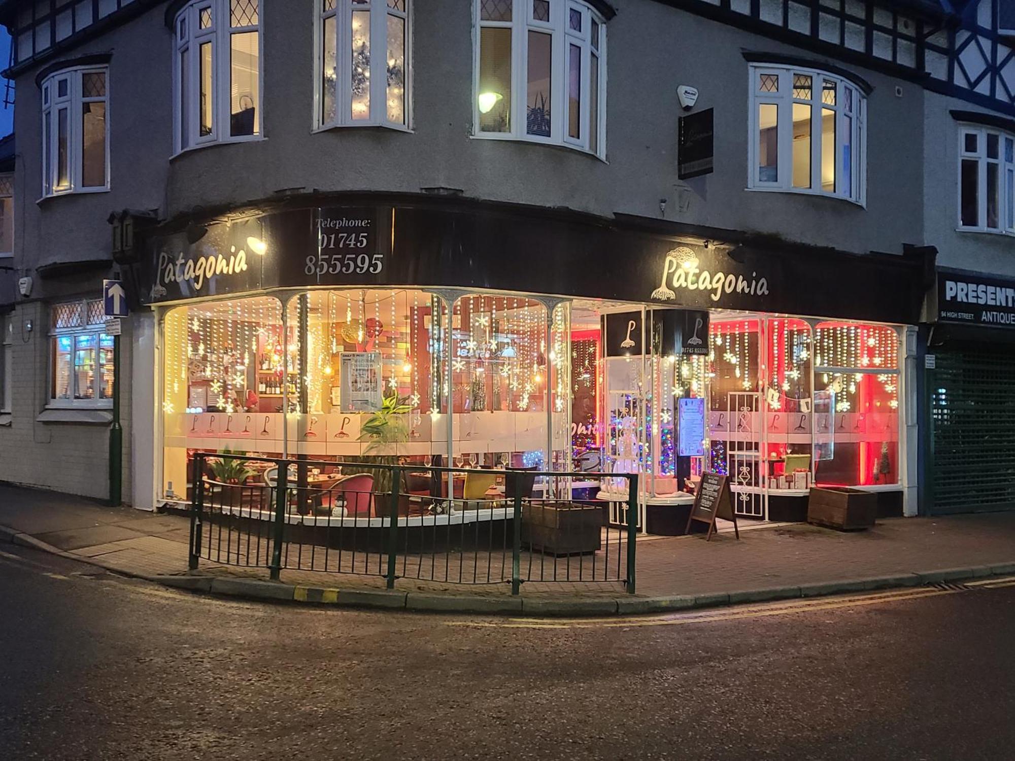 Vale View Apartment, Prestatyn, North Wales - A Stylish, Dog-Friendly Holiday Let Just A 5 Min Walk To Beach & Town! Екстер'єр фото